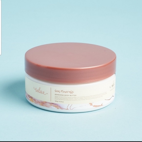 Manna Kadar Other - Manna Kadar beauty sea Minerals body butter